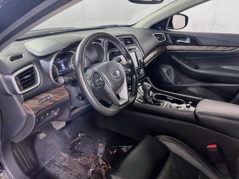 Used 2018 Nissan Maxima Platinum FWD image 9