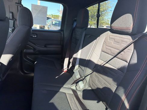 Certified 2022 Nissan Frontier Pro-X image 24