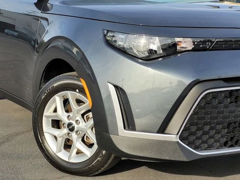 Certified 2025 Kia Soul LX w/ LX Technology Package image 11