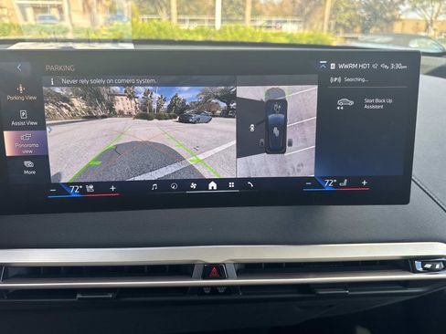 Used 2026 BMW iX xDrive45 w/ Premium Package image 23