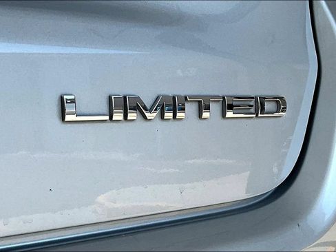 Used 2025 Jeep Compass Limited AWD/4WD image 23