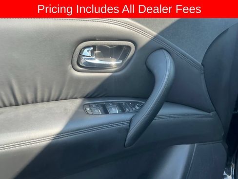 Used 2023 Nissan Armada SV w/ Cargo Package RWD image 10