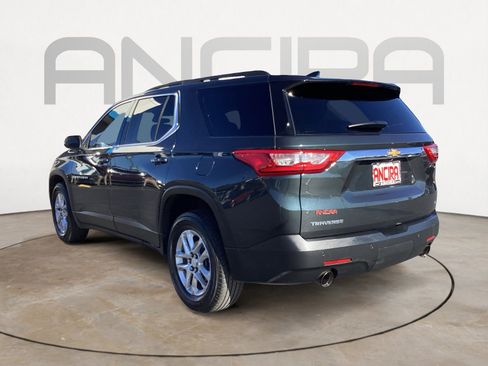 Used 2021 Chevrolet Traverse LT image 12