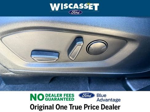 Certified 2022 Ford Explorer XLT w/ Equipment Group 202A image 23