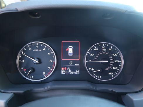 Used 2024 Subaru Crosstrek 2.5i Limited w/ Crosstrek Mirror Package AWD/4WD image 23