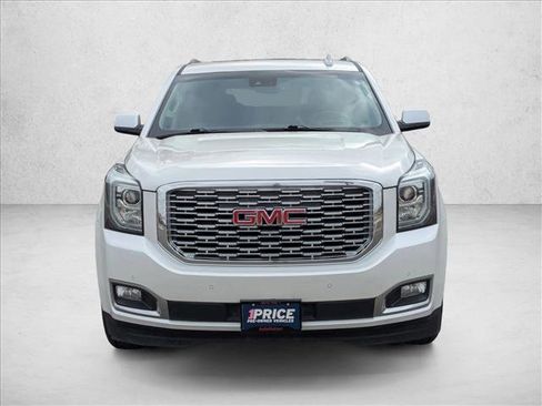 Used 2018 GMC Yukon XL Denali w/ Open Road Package image 4