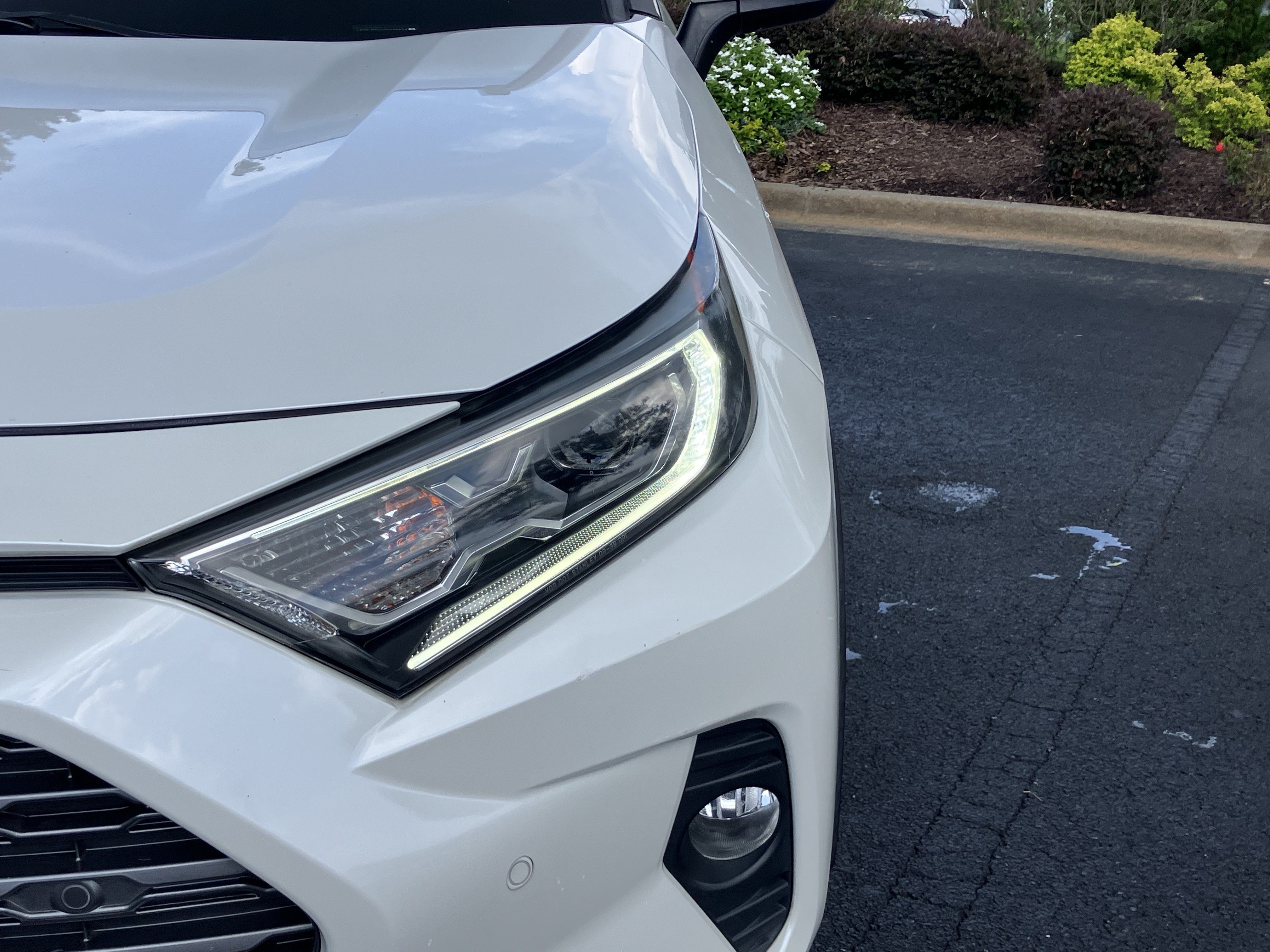 Used 2019 Toyota RAV4 Limited w/ Limited Grade Weather Package AWD/4WD image 5