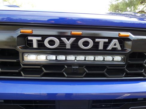 Used 2025 Toyota Tacoma SR5 image 80