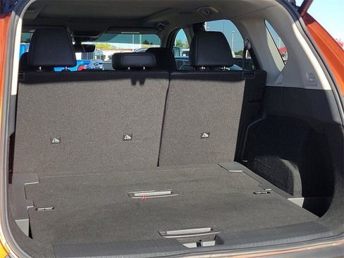 Used 2023 Nissan Rogue SL w/ SL Premium Package image 15