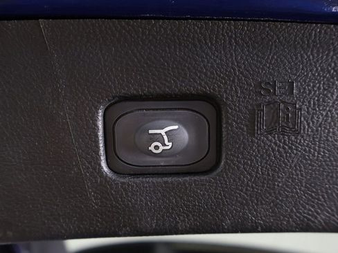 Used 2023 Ford Edge SEL w/ Convenience Package AWD/4WD image 19
