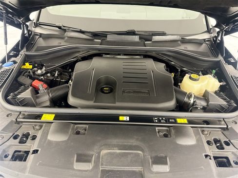 Used 2025 Land Rover Range Rover Sport Dynamic SE image 32