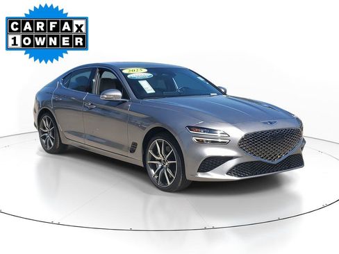 Used 2025 Genesis G70 2.5T image 1