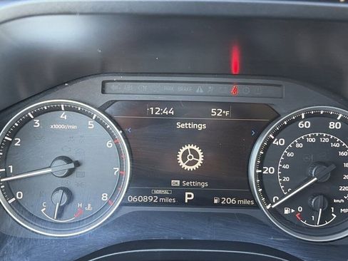 Used 2024 Mitsubishi Outlander SE image 18