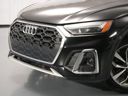 Used 2023 Audi Q5 2.0T Premium Plus w/ Premium Plus Package AWD/4WD image 3