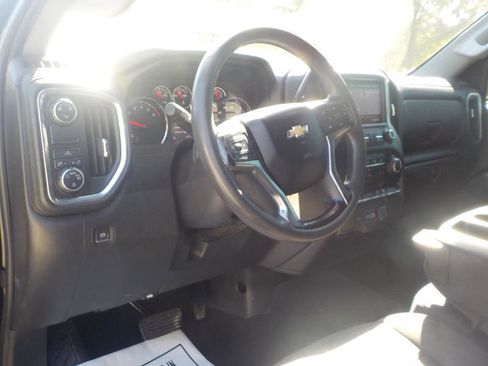 Used 2019 Chevrolet Silverado 1500 LT image 11