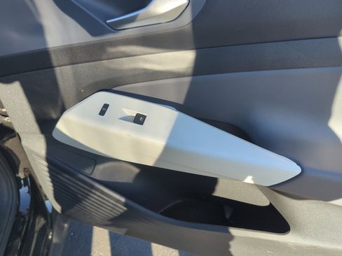 Certified 2021 Volkswagen ID.4 1st Edition image 16