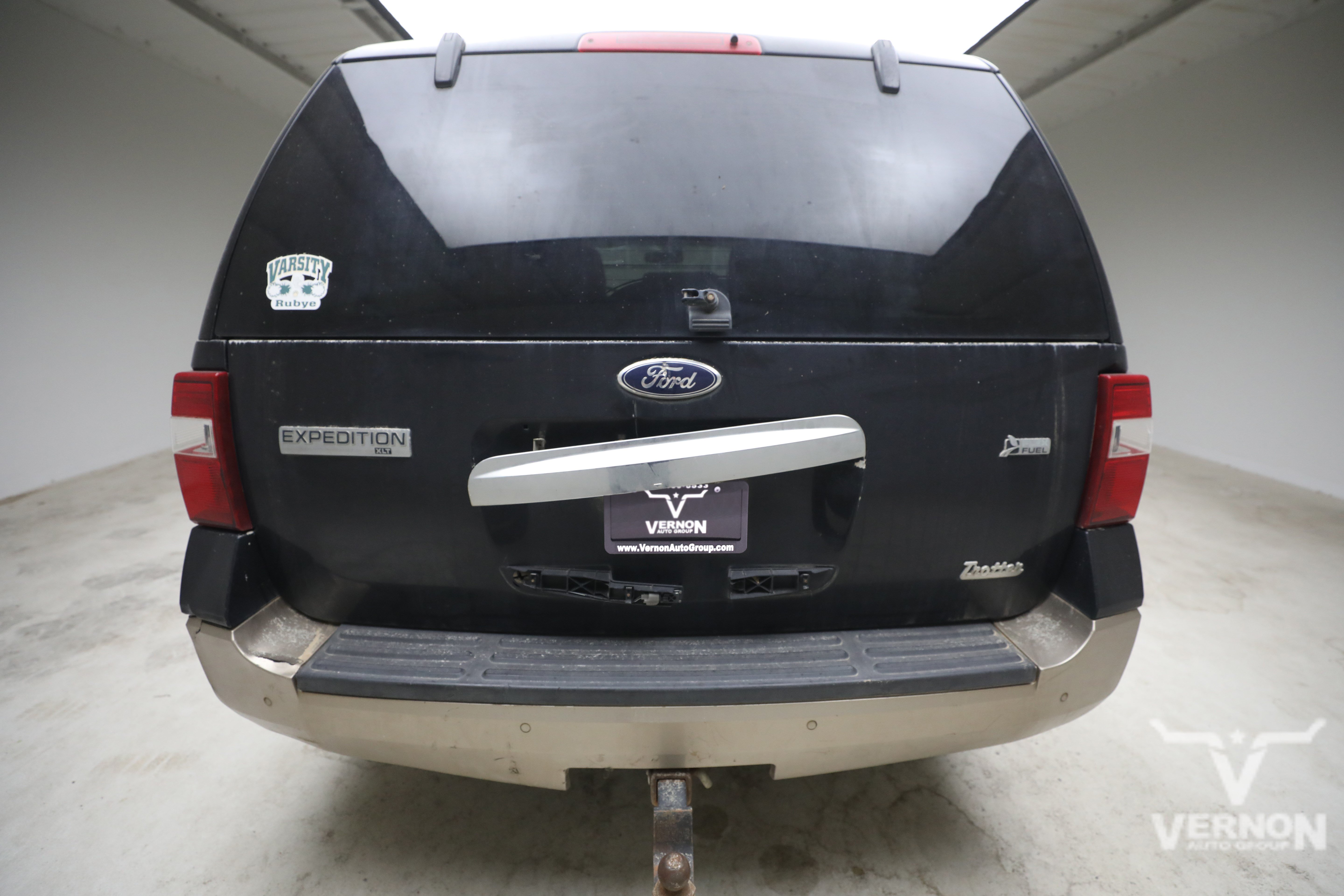 Used 2013 Ford Expedition XLT AWD/4WD image 3