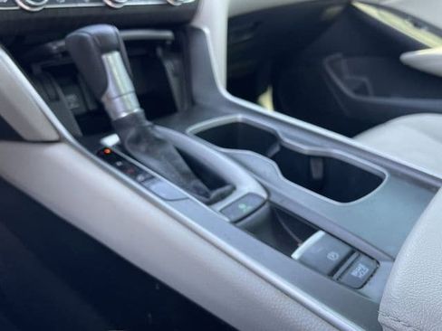 Used 2019 Honda Accord EX image 20