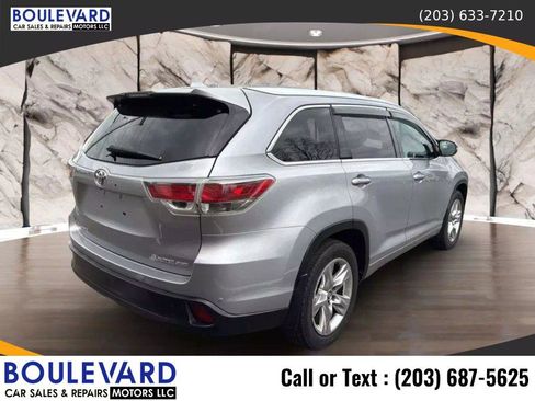 Used 2016 Toyota Highlander Limited image 7