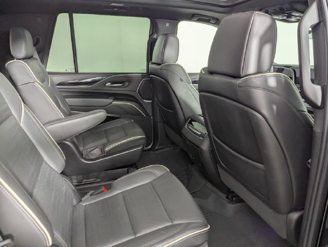 Used 2023 Cadillac Escalade Sport w/ LPO, ONYX Package AWD/4WD image 21