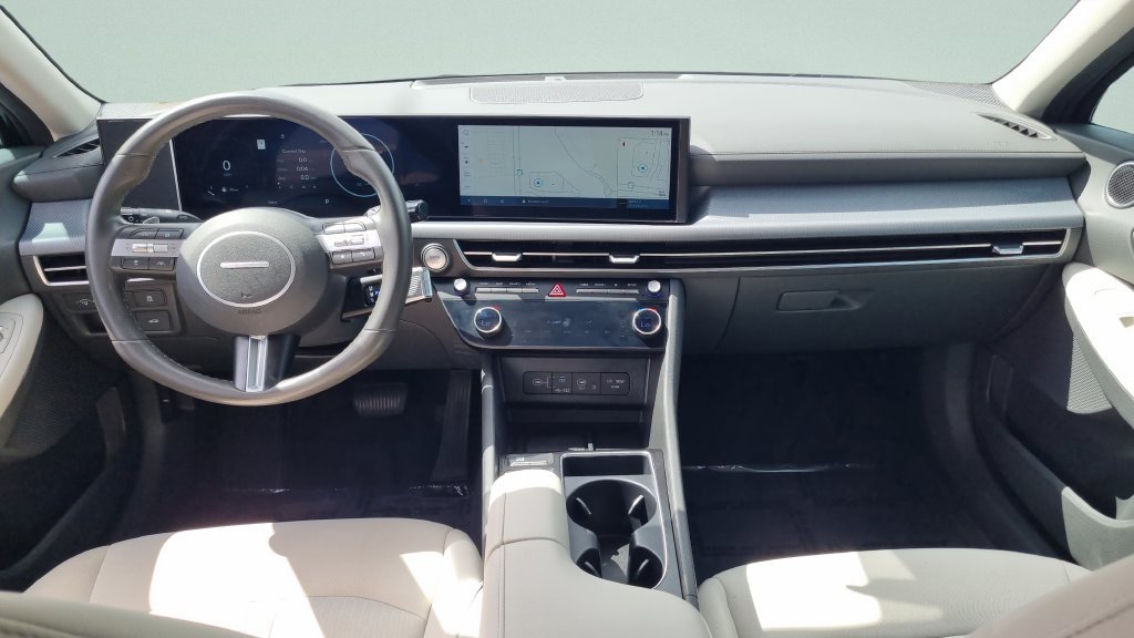 Certified 2024 Hyundai Sonata SEL w/ Convenience Package FWD image 11