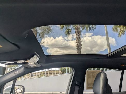 Used 2023 Mercedes-Benz EQE 350+ SUV image 16