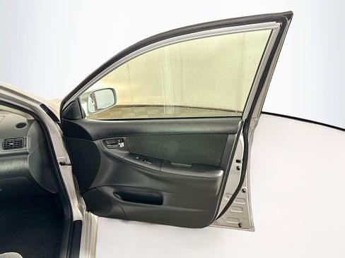 Used 2006 Toyota Corolla S image 28