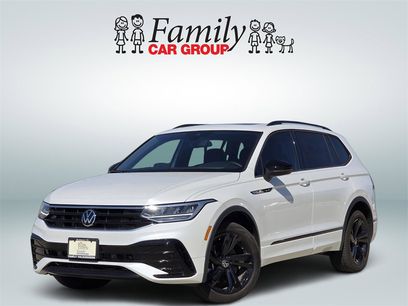 Used 2024 Volkswagen Tiguan SE R-Line