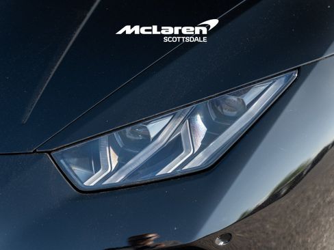 Used 2021 Lamborghini Huracan EVO RWD image 21