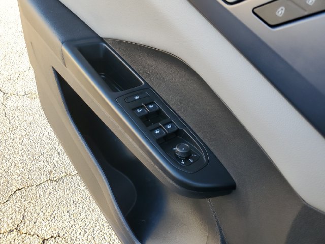 Certified 2023 Volkswagen Taos SE w/ Panoramic Sunroof Package FWD image 36