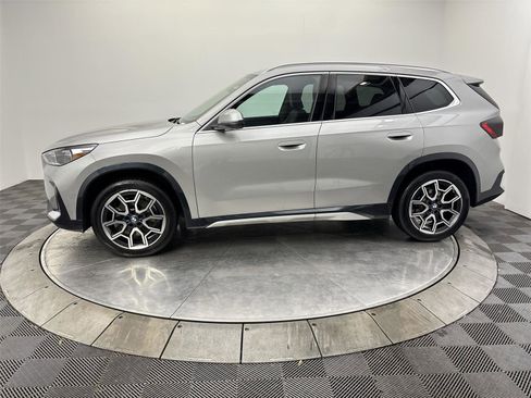Used 2025 BMW X1 xDrive28i w/ Convenience Package image 16