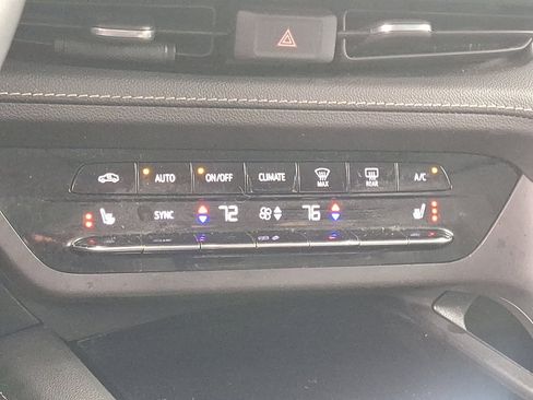 Used 2022 Buick Envision Preferred image 16