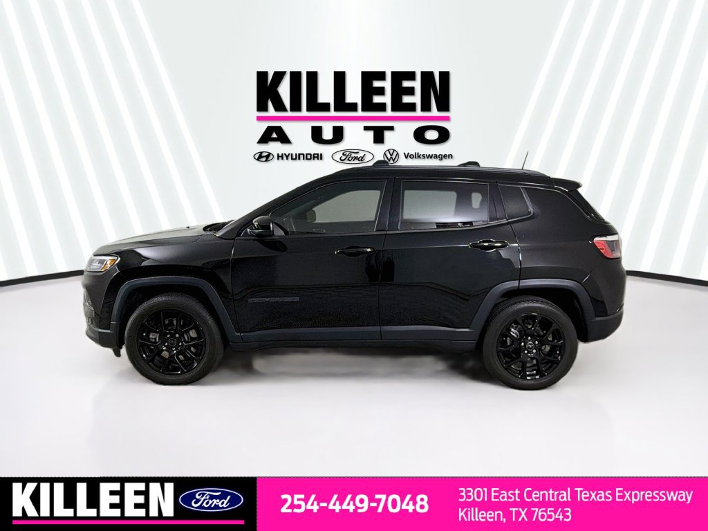 Used 2026 Jeep Compass Latitude AWD/4WD image 4