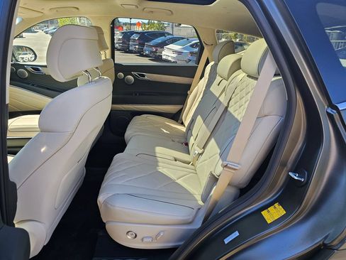Used 2025 Genesis GV80 3.5T Prestige AWD/4WD image 23