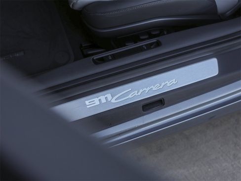 Certified 2025 Porsche 911 Carrera image 14