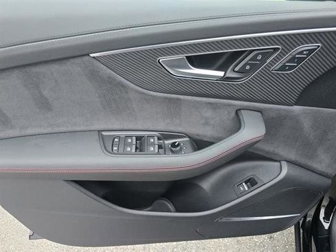 New 2026 Audi SQ8 Prestige image 29