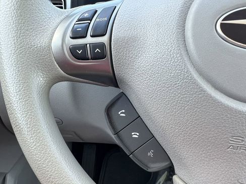 Used 2012 Subaru Forester 2.5X Premium image 6