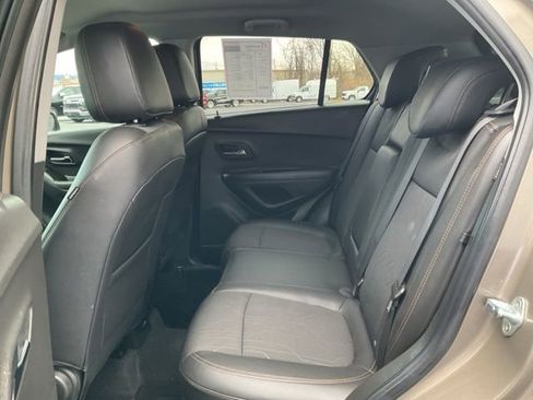 Used 2020 Chevrolet Trax LT w/ Driver Confidence Package image 16