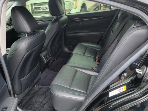Used 2013 Lexus ES 350 image 34