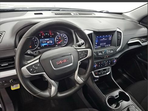 Used 2023 GMC Terrain SLE w/ Driver Convenience Package AWD/4WD image 8