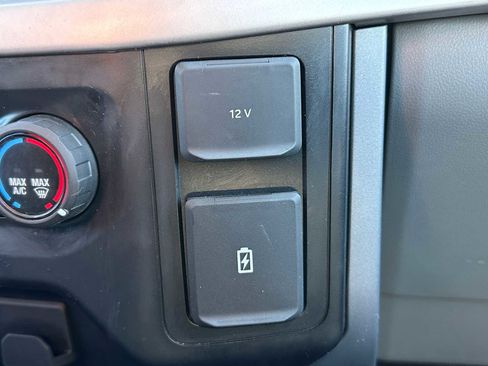 Used 2023 Ford F150 XLT w/ Trailer Tow Package image 31