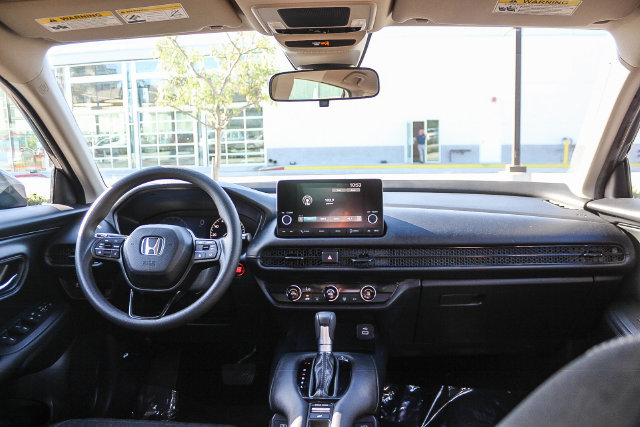 Used 2024 Honda HR-V LX image 16