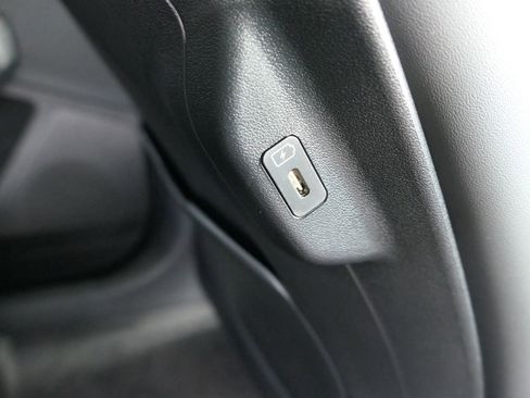 New 2025 Kia EV6 Light w/ Light LR Technology Package image 23