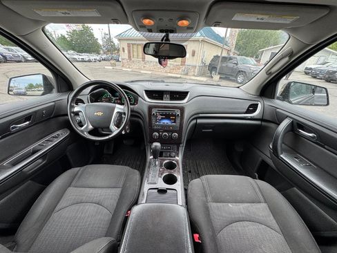 Used 2017 Chevrolet Traverse LT w/ True North Edition AWD/4WD image 11