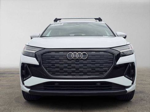 Certified 2023 Audi Q4 e-tron Prestige w/ Black Optic Package AWD/4WD image 8