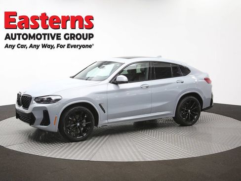 Used 2023 BMW X4 xDrive30i w/ M Sport Package AWD/4WD image 59