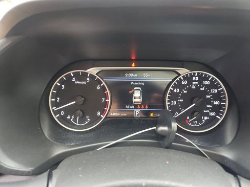 Used 2024 Nissan Sentra SV w/ SV Premium Package image 14