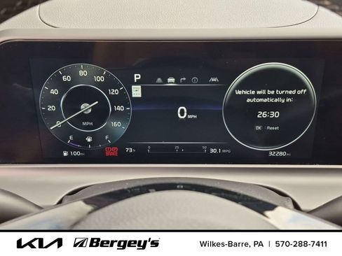 Certified 2024 Kia Seltos SX w/ SX Sunroof Package AWD/4WD image 17