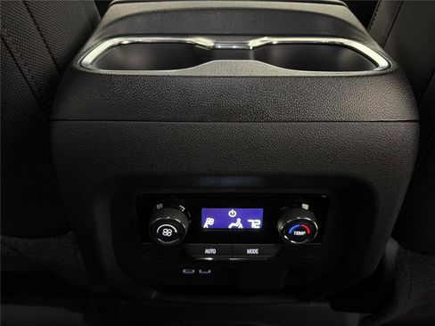 New 2026 Chevrolet Traverse LT w/ Midnight/Sport Edition image 12