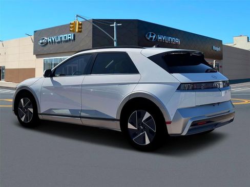 New 2026 Hyundai Ioniq 5 Limited AWD/4WD image 4